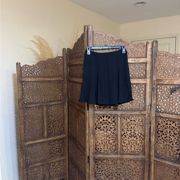 Reformation Mini Black Skirt - Picture 4 of 4